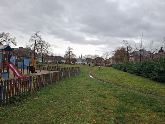 Revitalizace Husova náměstí