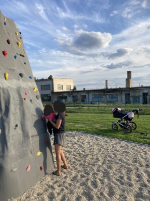 Venkovní boulderový blok