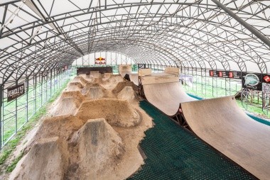 Sportovní hala pro kolečkové sporty