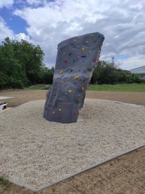 Venkovní boulderový blok