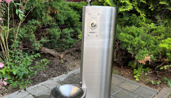 Pítko v Kolářových sadech