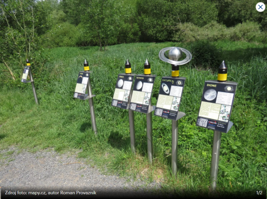 ilustrativní foto z planetární stezky údolím Vltavy