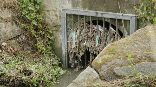 Vyústění odlehčovací komory