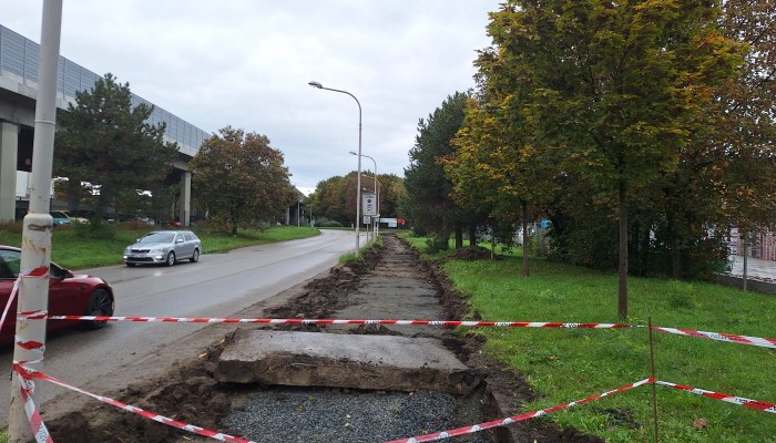 Cyklistická stezka v ulici Průmyslová