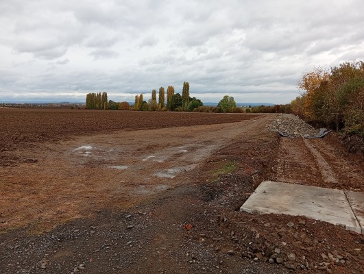 třetí dekáda října 2025 - CS I. etapa - kolmá část ke komunikaci III/37762