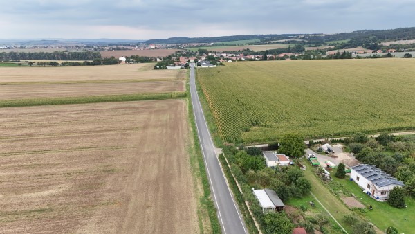 začátek II. etapy před Seloutkami - dron