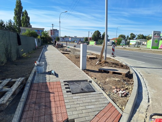 třetí dekáda srpna 2025