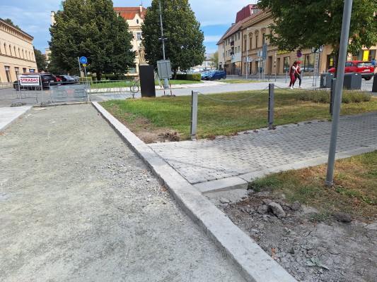 třetí dekáda srpna 2025