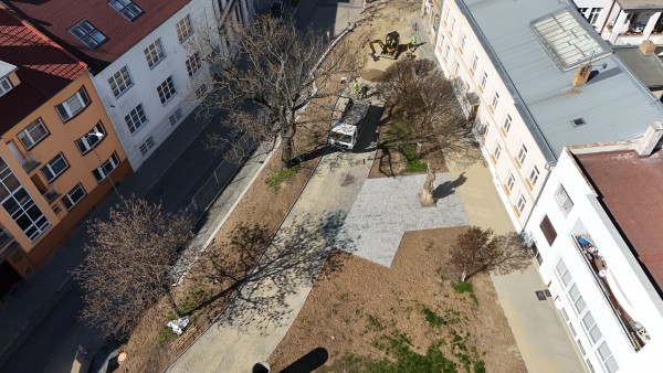 Dopravní terminál - duben 2025