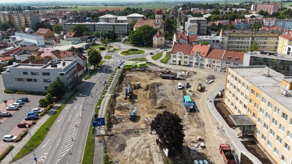 Parkovací dům - první dekáda června 2025