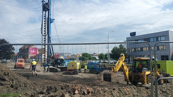 Parkovací dům - první dekáda června 2025