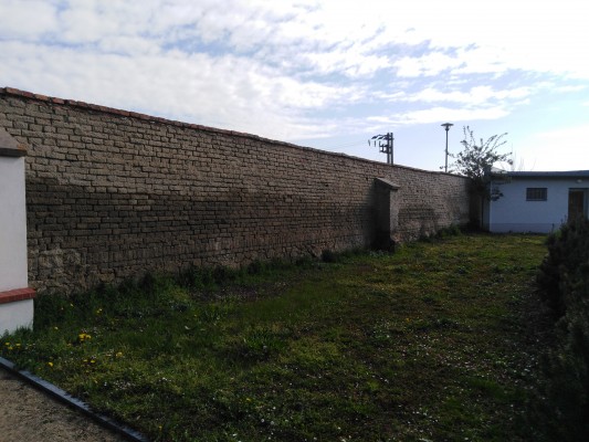 Plocha pro umístění 1. části kolumbárií