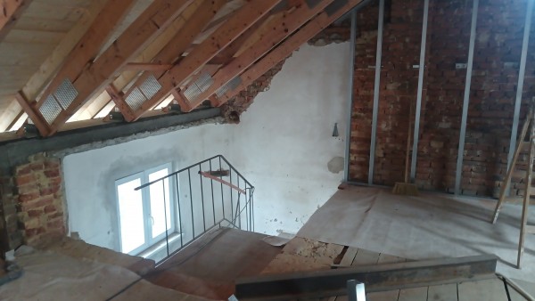 třetí dekáda srpna 2025