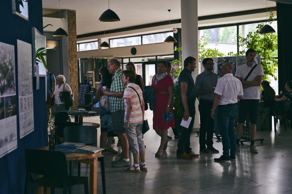 Vernisáž v plném proudu