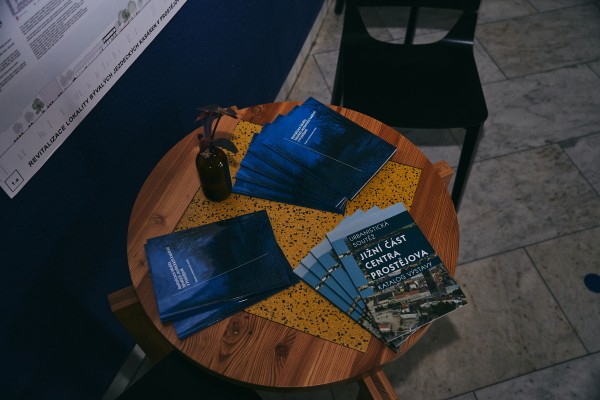 Katalogy k realizovaným výstavám