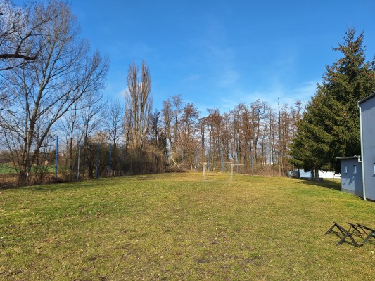 původní stav plochy