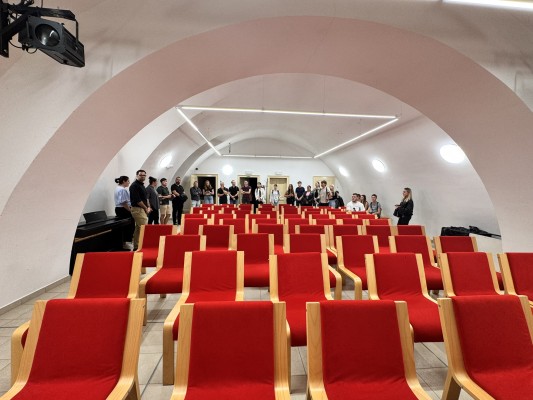 Návštěva studentů Ústavu architektury FAST na zámku v Prostějově - literárně dramatický obor