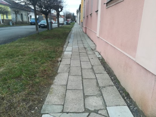Stávající stav chodníků na ul. Sokolská