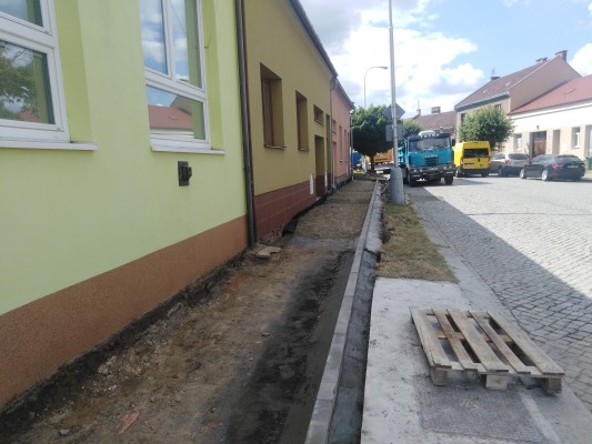 poslední dekáda června 2023