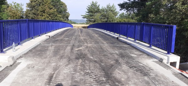 Most před předáním