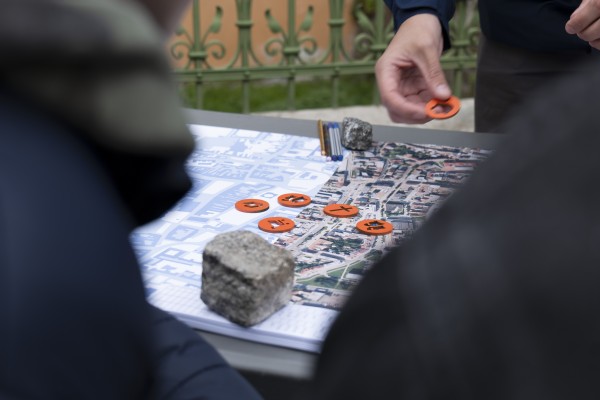 Vernisáž výstavy - fotografie pořízené studenty Střední školy designu a módy, Prostějov