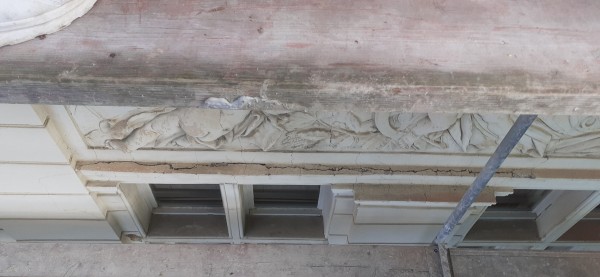 stav z konce října 2023