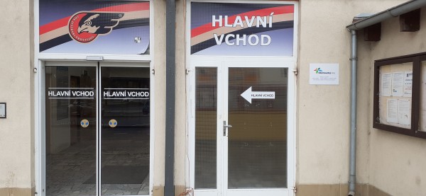 Dokončení - hlavní vchod