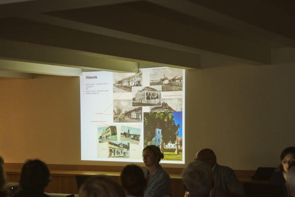 Foto z průběhu veřejného projednání - 9.5.2023