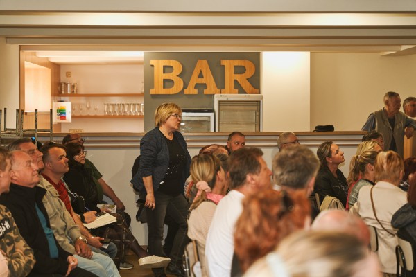 Foto z průběhu veřejného projednání - 9.5.2023