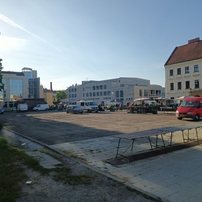 druhá dekáda května 2024 - finální stav povrchu plochy pro parkování