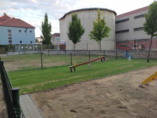 třetí dekáda srpna 2025