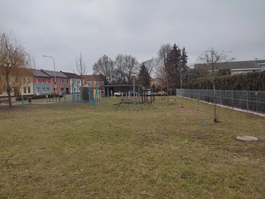 plocha pro nové hřiště