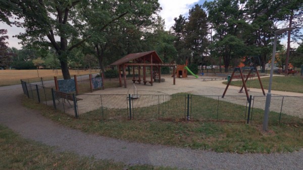 Dětské hřiště v Kolářových sadech - stávající stav