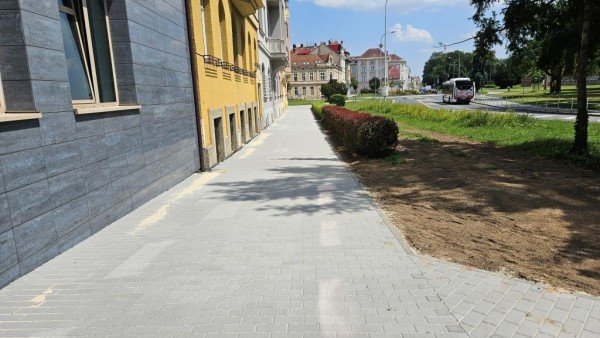 stav chodníku po opravě