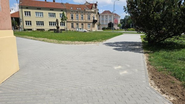 stav chodníku po opravě