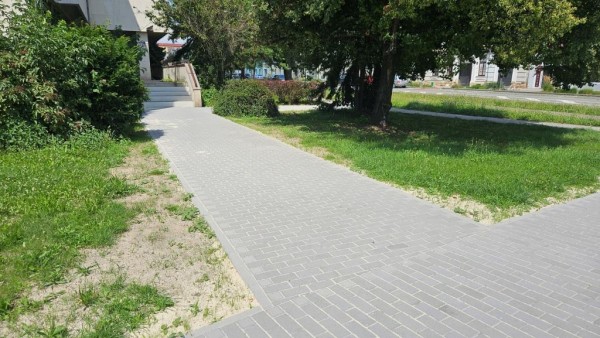 stav chodníku po opravě