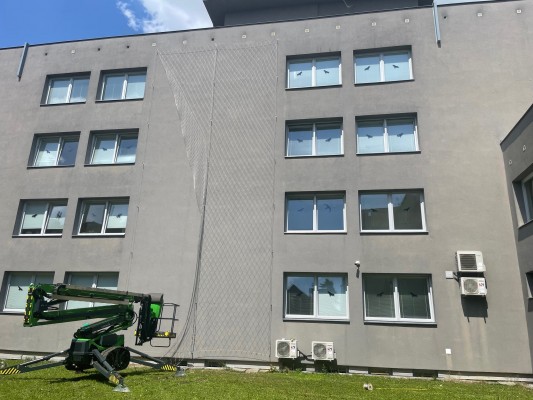 natažení kotevního systému