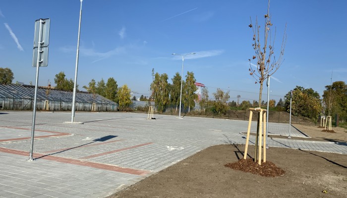Parkoviště u hřbitova na ul. Brněnská