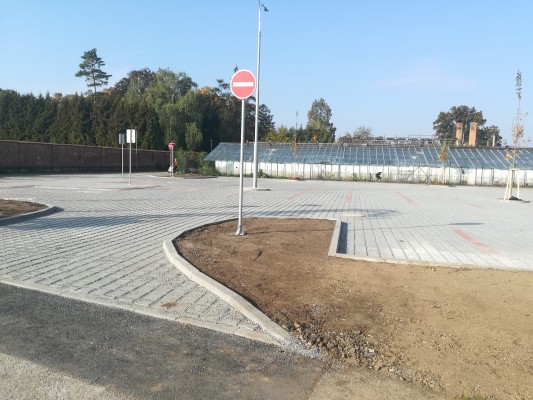 Dokončení stavby parkoviště