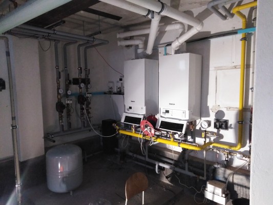 říjen 2022 - nové vybavení kotelny