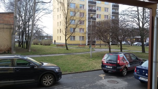 stav u BD Kostelecká 366 před rekonstrukcí