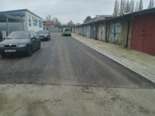 Konec listopadu 2022