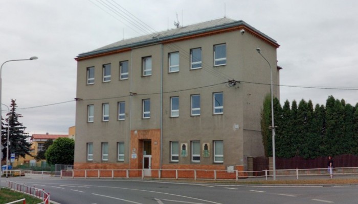 Rekonstrukce střechy ZŠ Majakovského