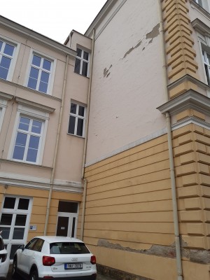 původní stav fasády