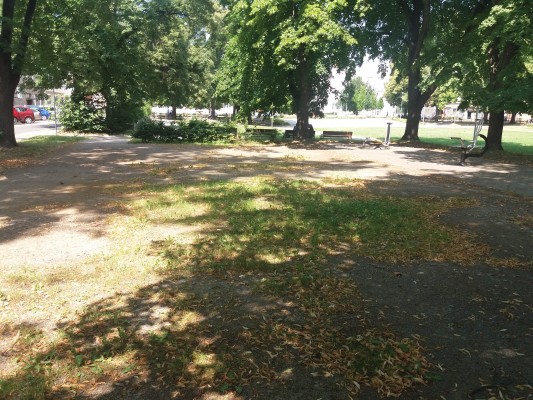 Plocha před umístěním hřiště