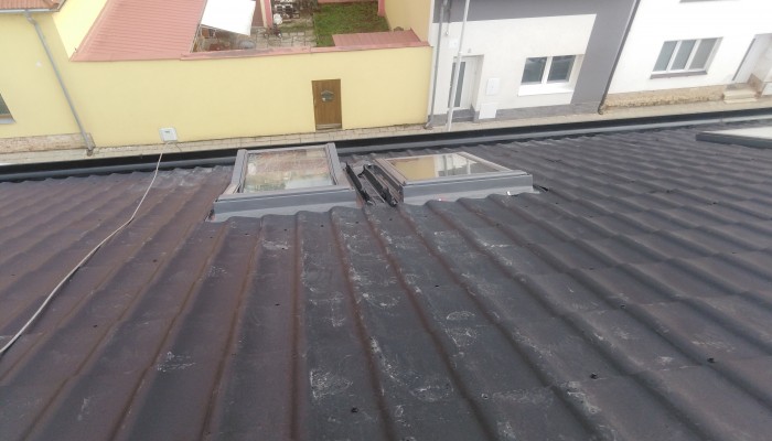 ZŠ Majakovského - oprava střechy budovy družiny