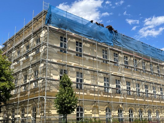 červenec 2023 - zahájení opravy další části