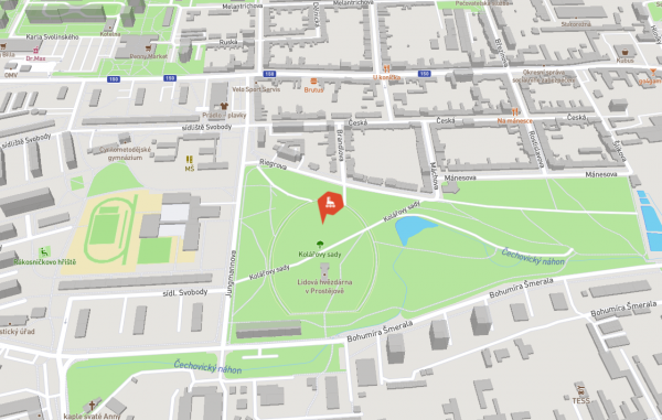 Venkovní lezecká stěna a boulder