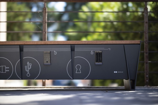 Chytrá lavička eBlocq – modernizace veřejného prostoru Prostějova